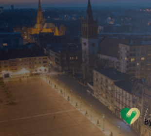 Rynek w Bytomiu nocą